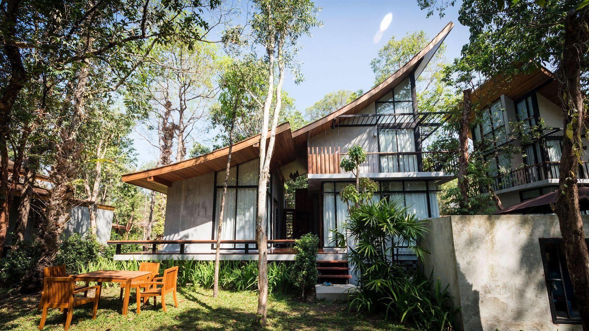 Villa Thalanena By The Beach Exterior photo